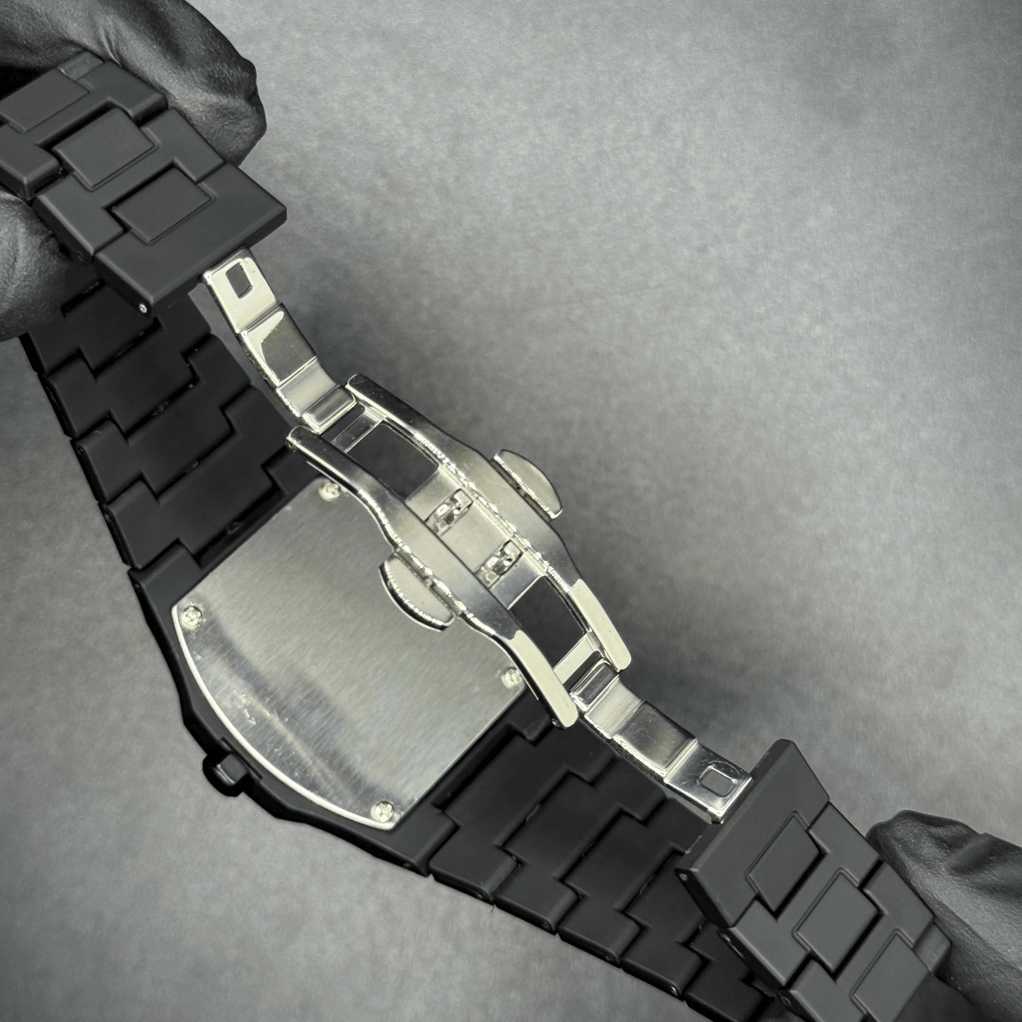 Black Arabic Aura Watch Al-Meezan